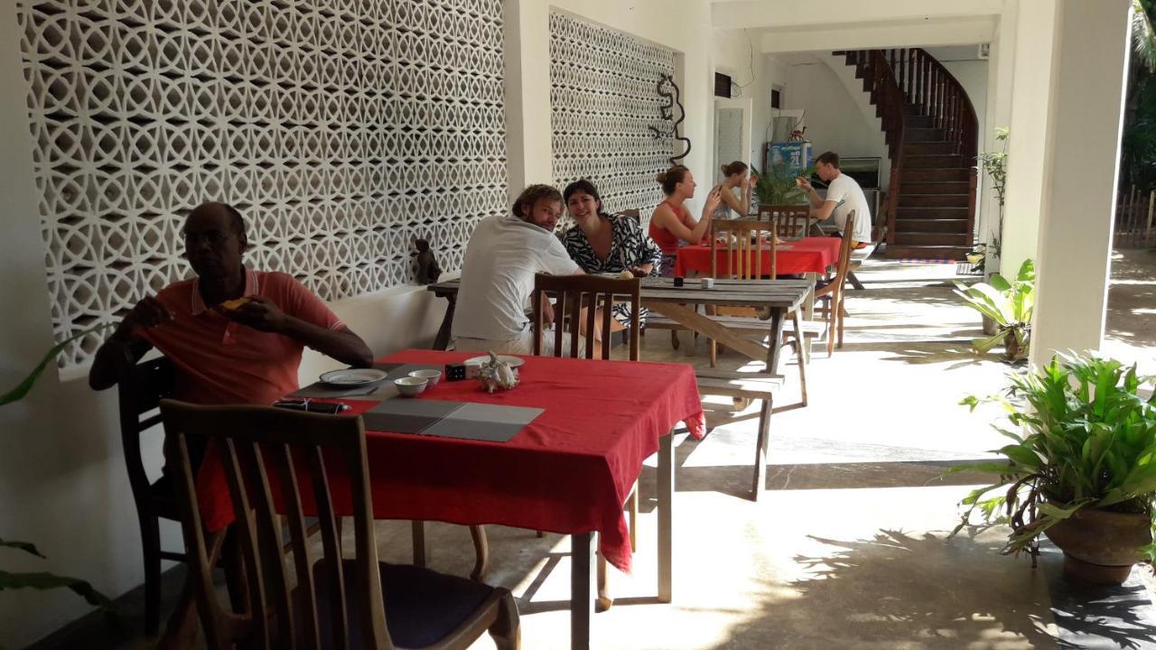 Sea Front Hikkaduwa Ξενοδοχείο Εξωτερικό φωτογραφία